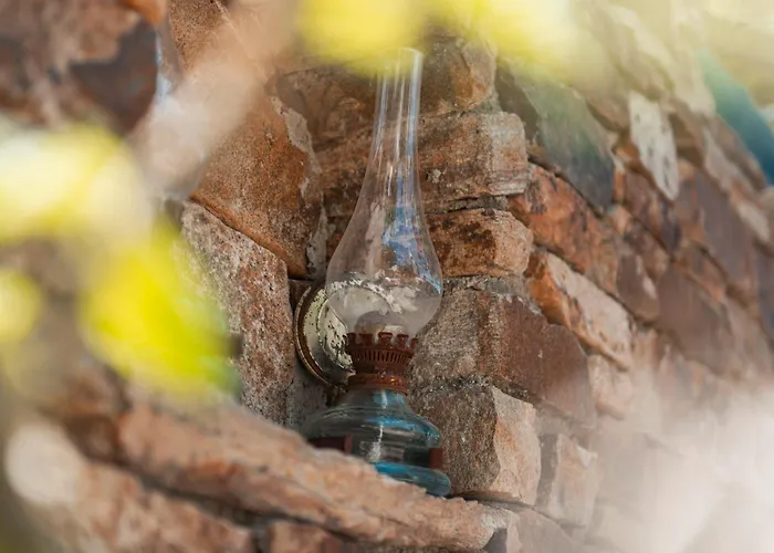 Kastraki Family House *